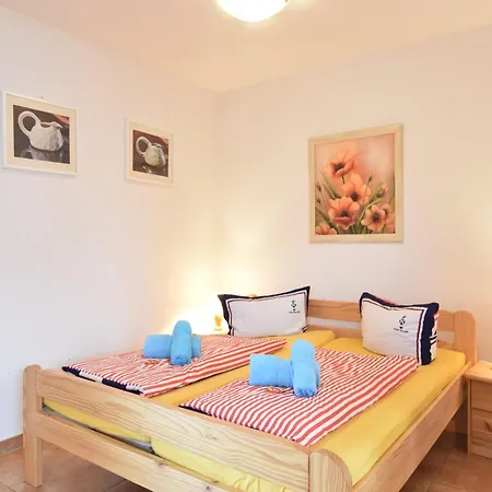 Tasteful Apartment In Rerik Germany With Garden Eksteriør billede