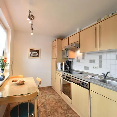 Tasteful Apartment In Rerik Germany With Garden Eksteriør billede