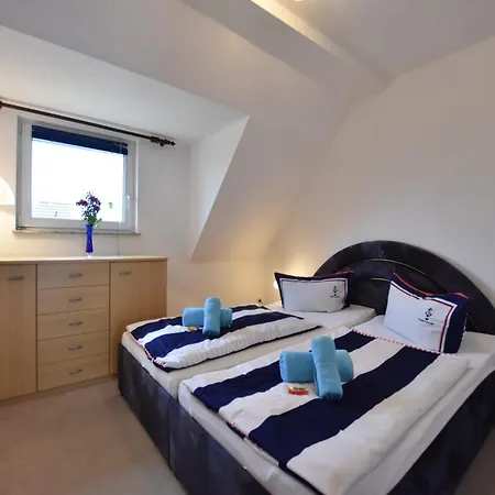 Tasteful Apartment In Rerik Germany With Garden Eksteriør billede